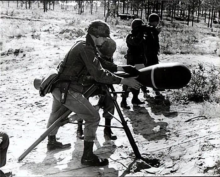 “田中脊髓劍”火了 但是還有比這玩意更離譜的武器 “田中脊髓劍”火了 但是還有比這玩意更離譜的武器