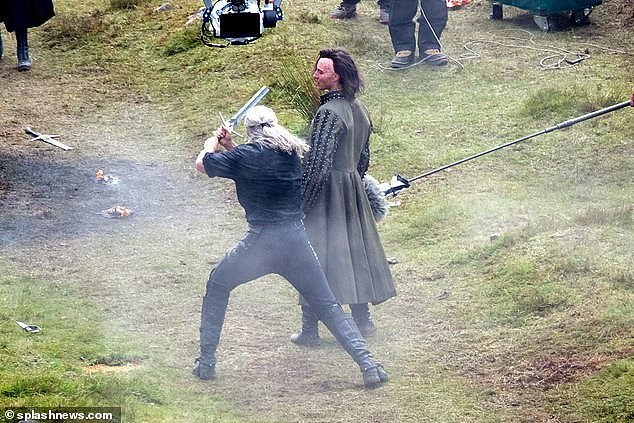 《巫師》劇集第三季現已開拍 拍攝現場照曝光 《巫師》劇集第三季現已開拍 拍攝現場照曝光