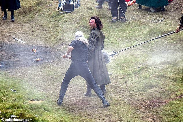 《巫師》劇集第三季現已開拍 拍攝現場照曝光 《巫師》劇集第三季現已開拍 拍攝現場照曝光