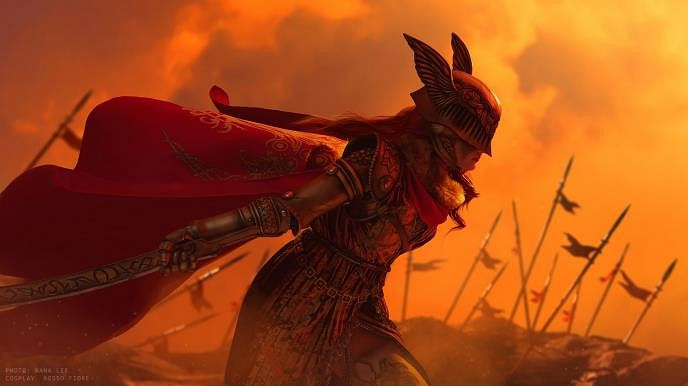 一毛一樣?俄妹COS《艾爾登法環》女武神:迎戰碎星! 一毛一樣?俄妹COS《艾爾登法環》女武神:迎戰碎星!