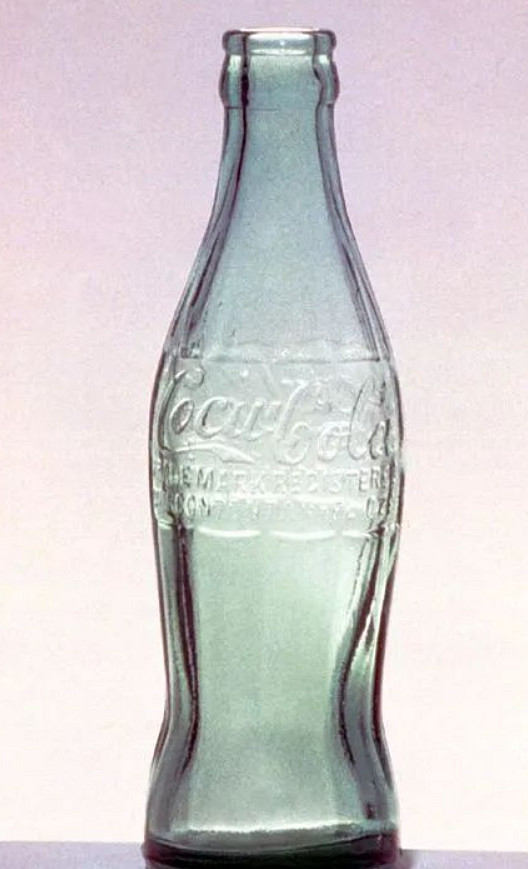 雪碧變“雪白”絲毫不影響可樂很“可樂” 雪碧變“雪白”絲毫不影響可樂很“可樂”