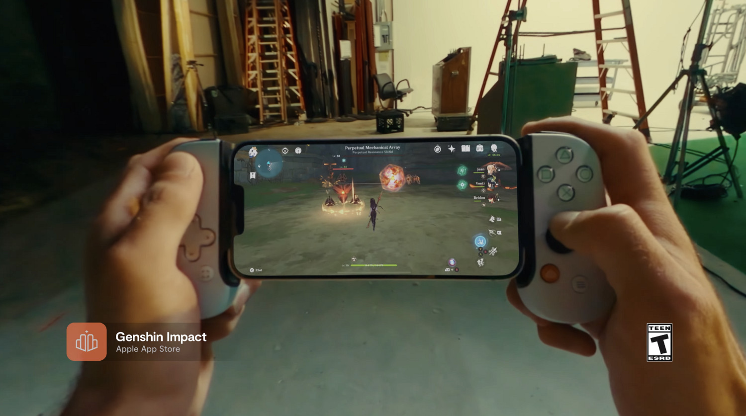 吉田修平曬手機專用PS手把:是iphone最好的朋友! 吉田修平曬手機專用PS手把:是iphone最好的朋友!