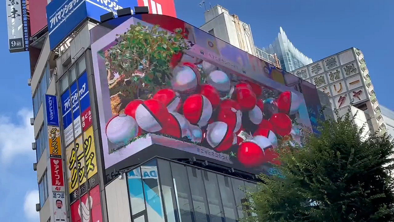 日本街頭驚現“3D寶可夢”：多抓幾只貓咪寶可夢吧！