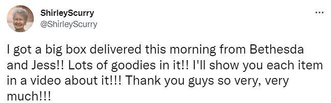 羨慕了 天際老奶奶收到了B社的《上古卷軸》周邊大禮包