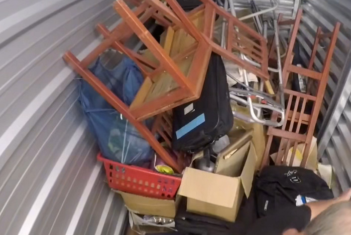 從快遞一路開到倉庫貨櫃，開盲盒就這麽讓人上癮？