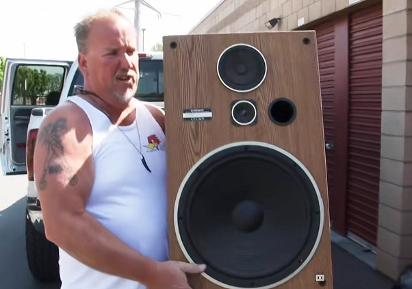 從快遞一路開到倉庫貨櫃，開盲盒就這麽讓人上癮？