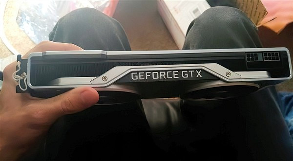 GTX 2080原型卡驚現人間!唯一支援光追的GTX顯卡 GTX 2080原型卡驚現人間!唯一支援光追的GTX顯卡