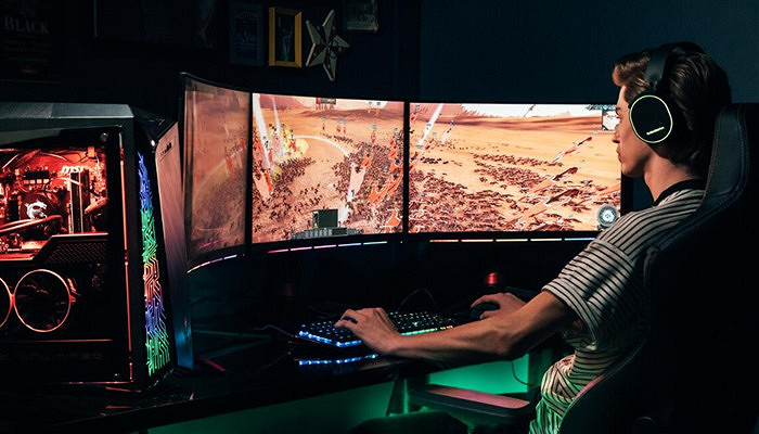 坑兒!年入百萬的少年遊戲主播:將父親告上法庭! 坑兒!年入百萬的少年遊戲主播:將父親告上法庭!