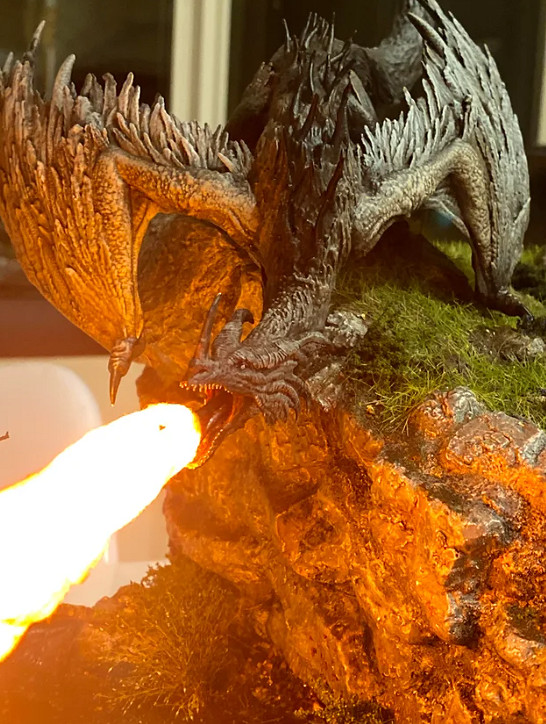 高玩打造《艾爾登法環》情景模型 精細極致還原失恩者對決飛龍亞基爾