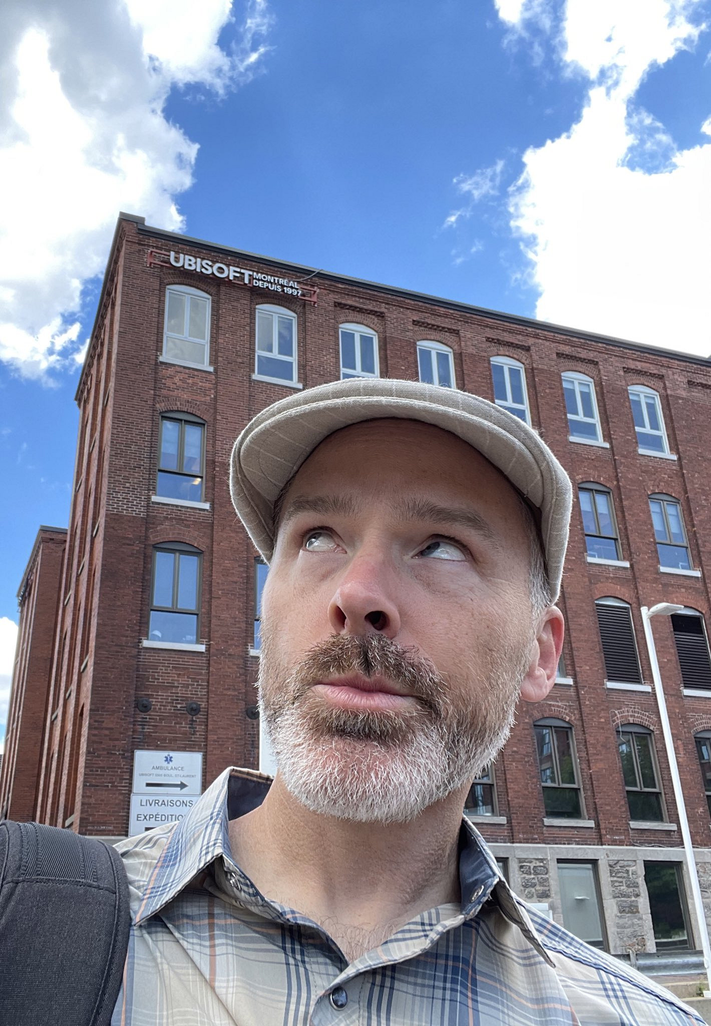 有新合作?《刺客教條》艾吉奧配音演員現身育碧大樓外 有新合作?《刺客教條》艾吉奧配音演員現身育碧大樓外