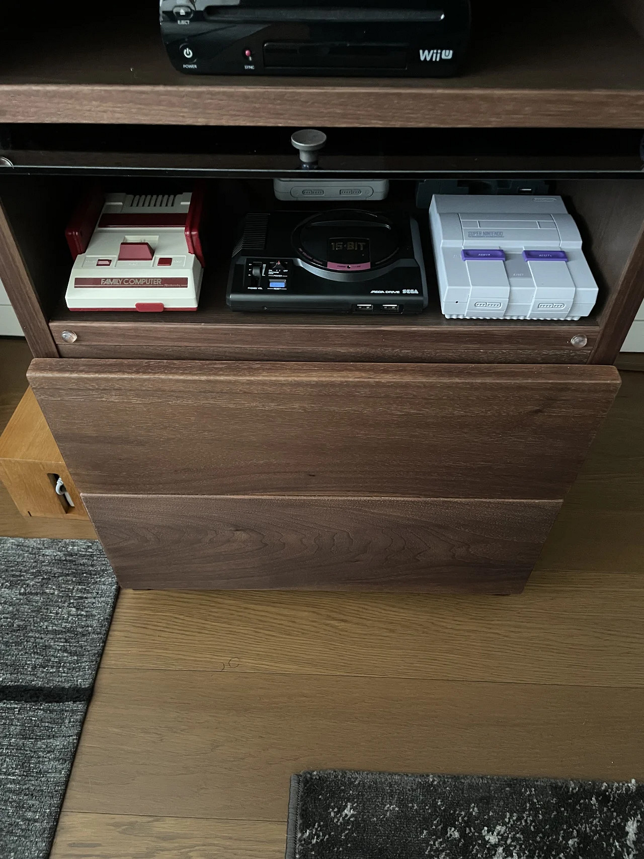 太羨慕這一櫃子了!櫻井政博推特曬自家新的遊戲機櫃 太羨慕這一櫃子了!櫻井政博推特曬自家新的遊戲機櫃