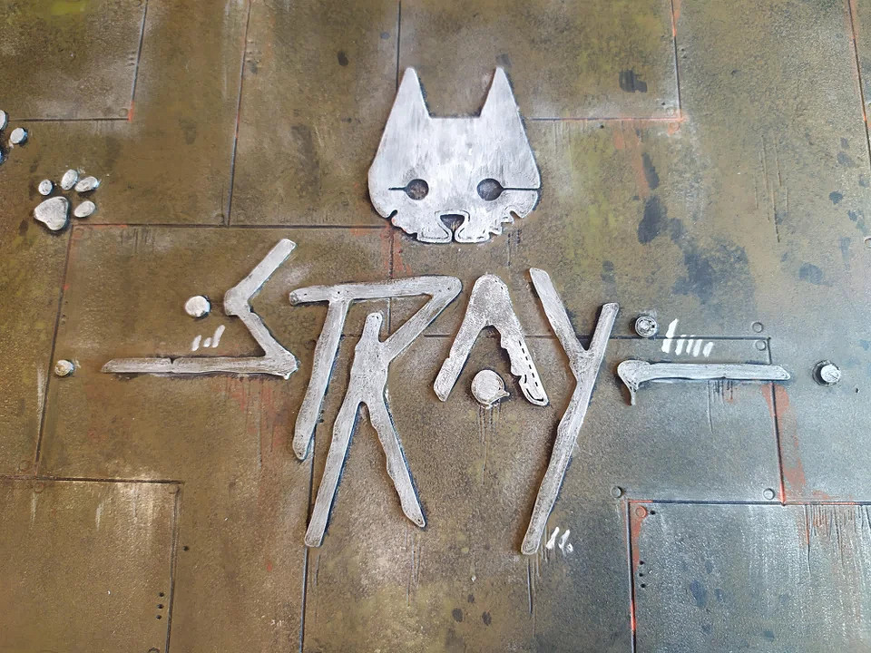 逼真還原!大神製作貓貓冒險遊戲《Stray》主題書架 逼真還原!大神製作貓貓冒險遊戲《Stray》主題書架