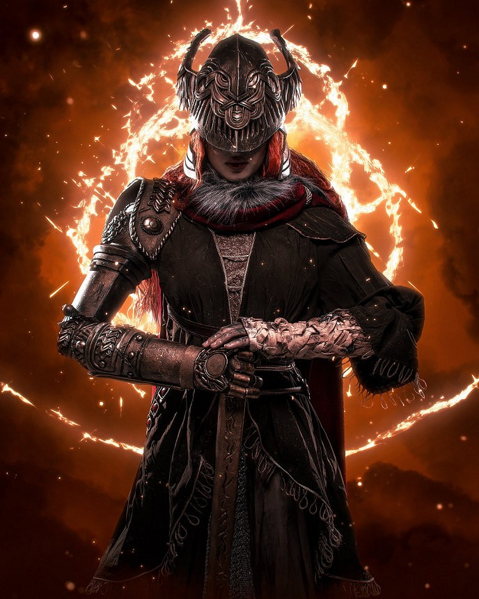 千呼萬喚始出來！俄妹COS《艾爾登法環》女武神二階段！