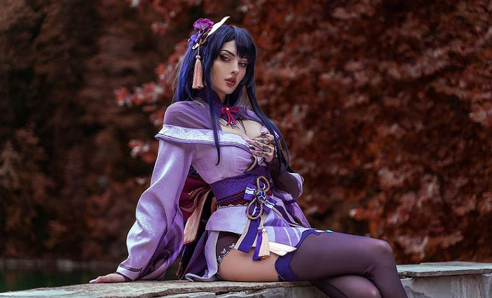 千呼萬喚始出來！俄妹COS《艾爾登法環》女武神二階段！