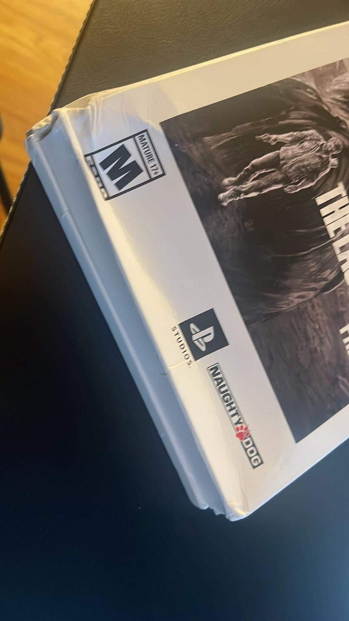 眾多玩家收到“戰損”《美末RE》火螢版:不可更換! 眾多玩家收到“戰損”《美末RE》火螢版:不可更換!