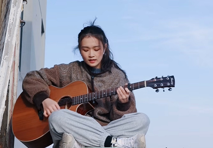 我好端端的一個AI萌妹,怎麽就被調教成這樣? 我好端端的一個AI萌妹,怎麽就被調教成這樣?