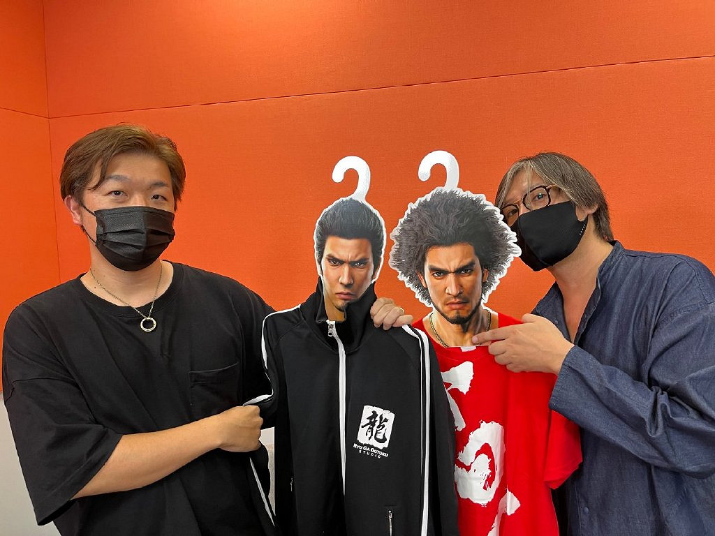 黑幫大佬請穿衣!《如龍》新周邊衣架、背景板、立牌 黑幫大佬請穿衣!《如龍》新周邊衣架、背景板、立牌