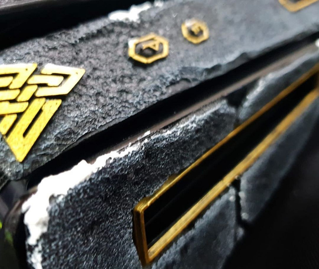 3186元!飯製《戰神》PS5主題外殼限量40套:兩種設計 3186元!飯製《戰神》PS5主題外殼限量40套:兩種設計