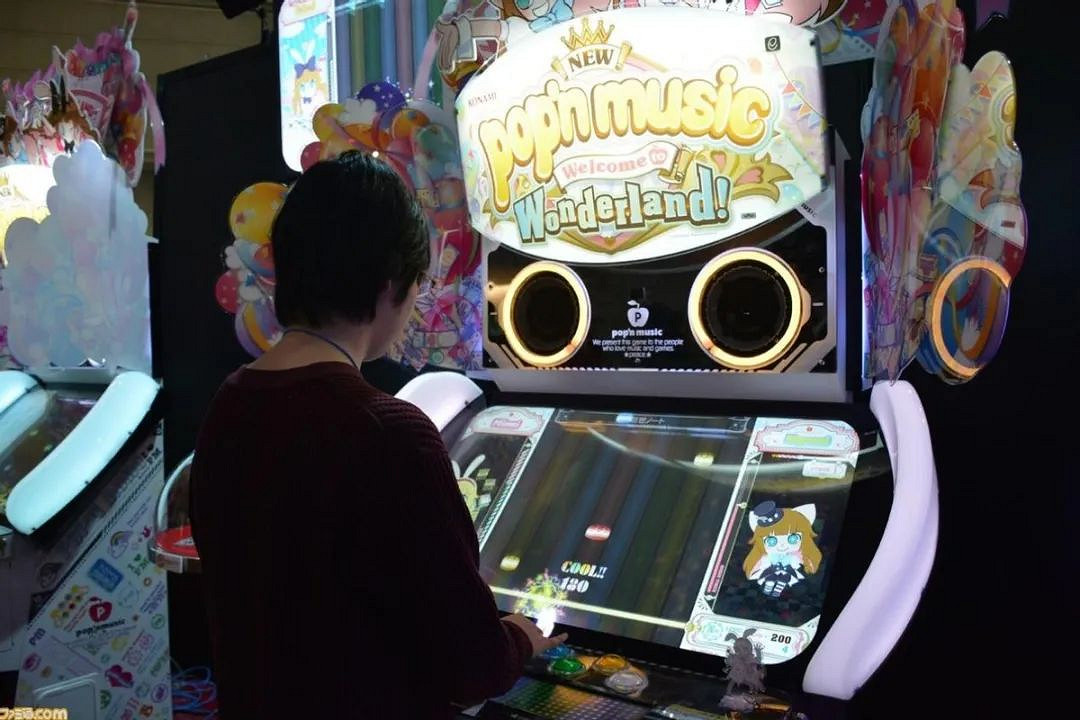還記得風靡全球的跳舞機嗎 時至今日仍然是街機廳主力