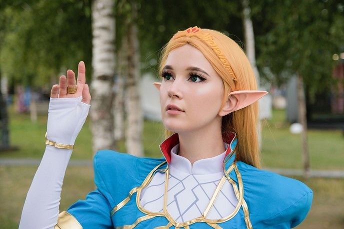 俄妹COS《塞爾達傳說》公主：性感內衣版看呆林克！