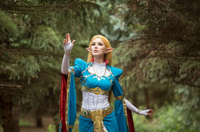 俄妹COS《塞爾達傳說》公主：性感內衣版看呆林克！