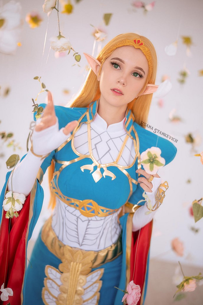 俄妹COS《塞爾達傳說》公主：性感內衣版看呆林克！