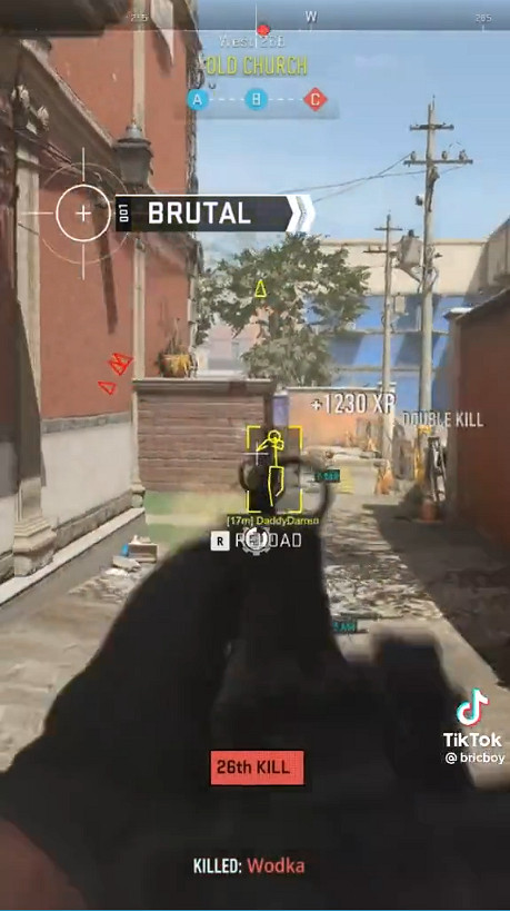 《決勝時刻19》B測已經有外掛！外網分享外掛展示