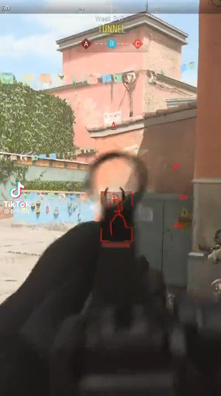 《決勝時刻19》B測已經有外掛！外網分享外掛展示