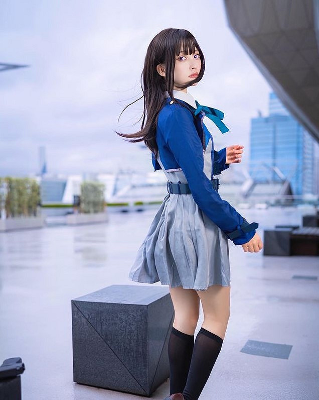 日本小姐姐COS《莉可麗絲》女主:引小島秀夫點讚! 日本小姐姐COS《莉可麗絲》女主:引小島秀夫點讚!