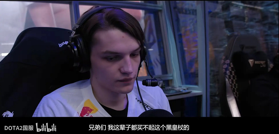 玻璃房裡的亞軍,沒有被槍指著頭 玻璃房裡的亞軍,沒有被槍指著頭