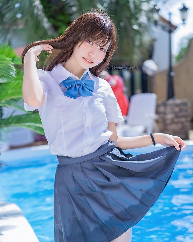 日本小姐姐COS《莉可麗絲》女主:引小島秀夫點讚! 日本小姐姐COS《莉可麗絲》女主:引小島秀夫點讚!