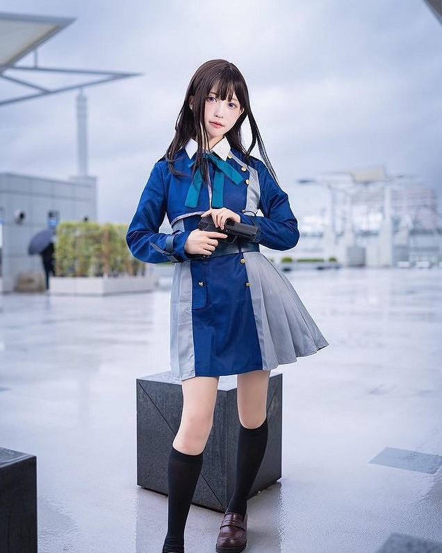 日本小姐姐COS《莉可麗絲》女主:引小島秀夫點讚! 日本小姐姐COS《莉可麗絲》女主:引小島秀夫點讚!