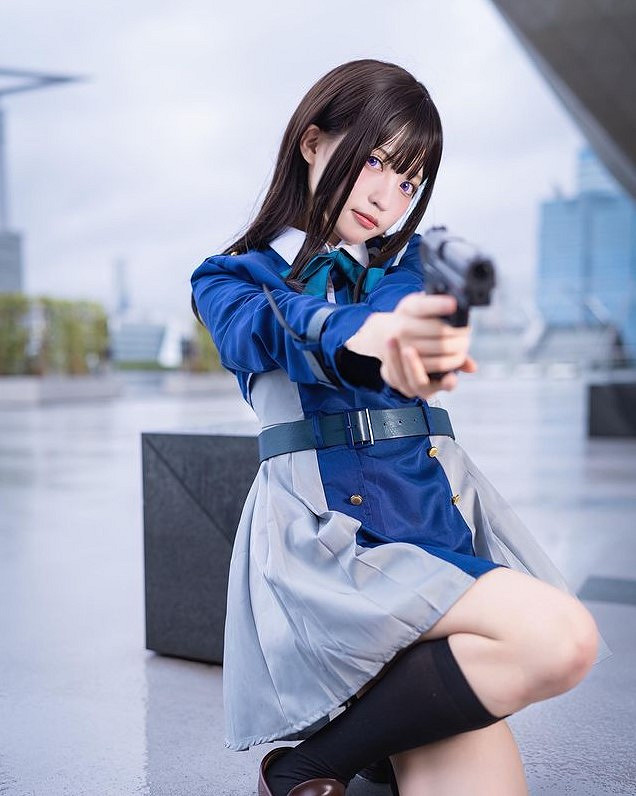 日本小姐姐COS《莉可麗絲》女主:引小島秀夫點讚! 日本小姐姐COS《莉可麗絲》女主:引小島秀夫點讚!