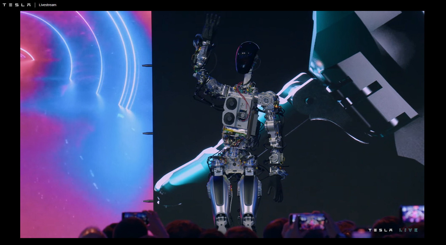 馬斯克稱擎天柱機器人需要3到5年時間方可推向市場