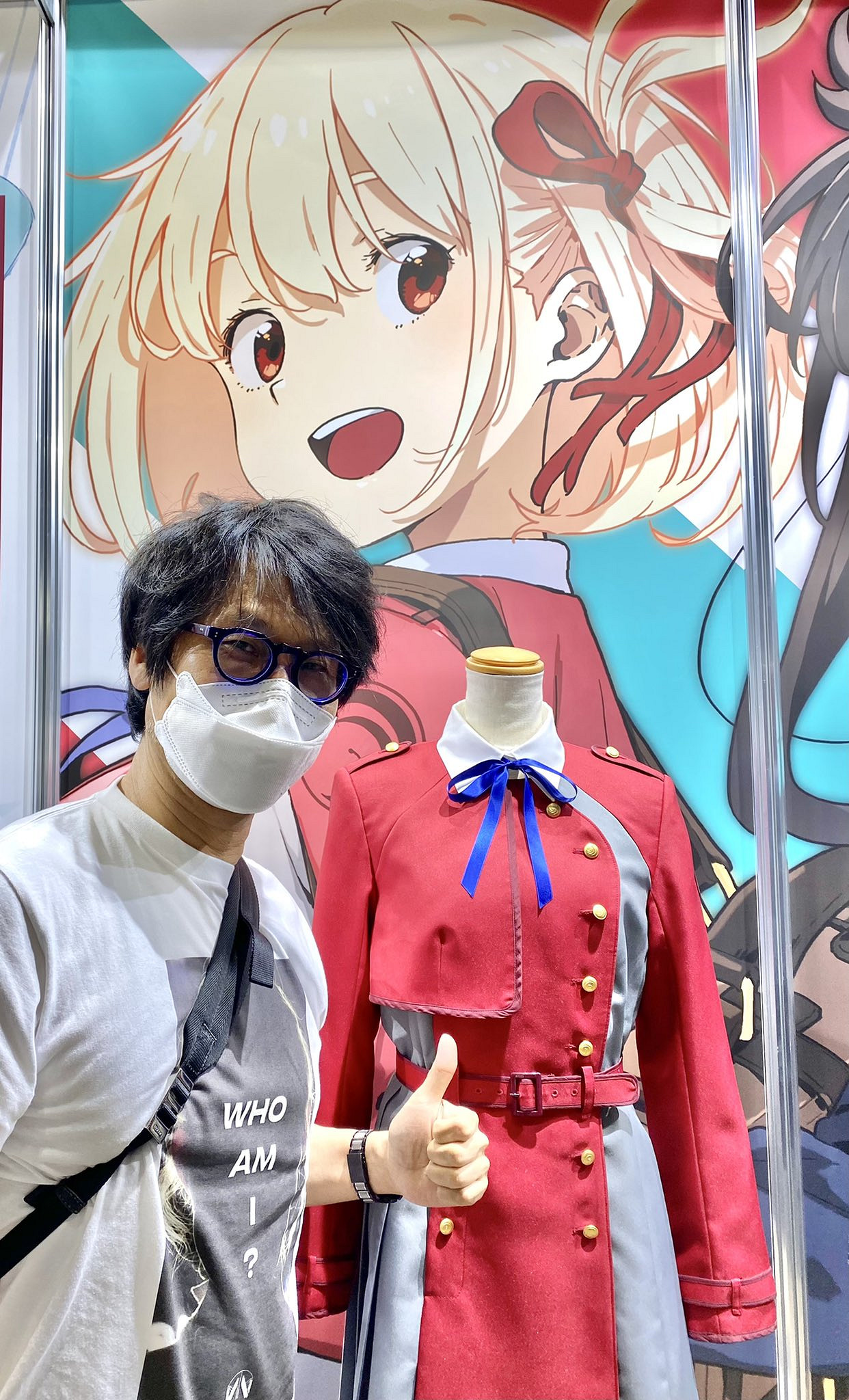 小島“秀妻”！小島秀夫入坑莉可麗絲：穿痛Ｔ宅氣爆表