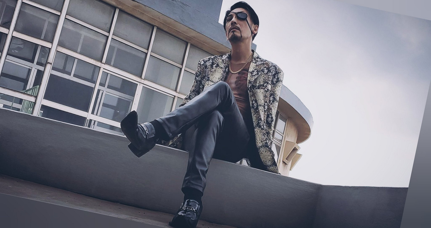 嶋野狂犬氣質拉滿！日本大叔COS《如龍》真島吾朗