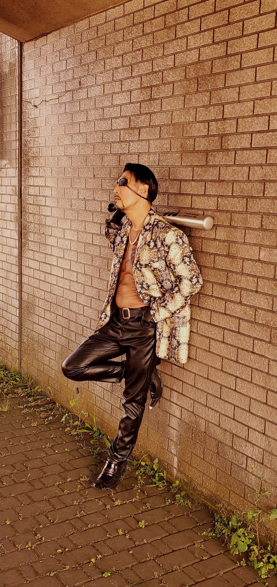 嶋野狂犬氣質拉滿！日本大叔COS《如龍》真島吾朗