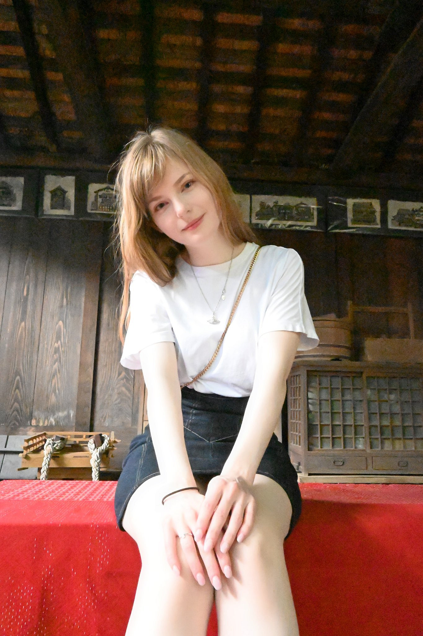 救你出火坑!《惡靈古堡4:重製版》礙事梨臉模美照! 救你出火坑!《惡靈古堡4:重製版》礙事梨臉模美照!