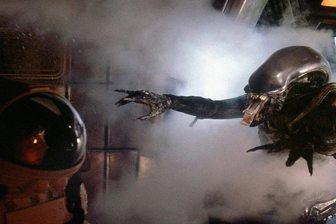 重口、恐怖、詭秘的“生物機械”已經火了三十年