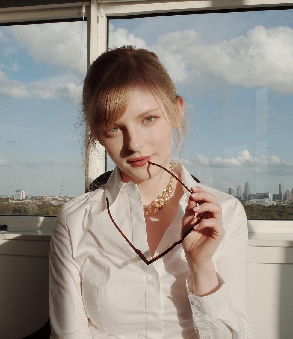 救你出火坑!《惡靈古堡4:重製版》礙事梨臉模美照! 救你出火坑!《惡靈古堡4:重製版》礙事梨臉模美照!