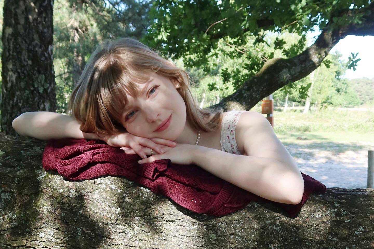 救你出火坑!《惡靈古堡4:重製版》礙事梨臉模美照! 救你出火坑!《惡靈古堡4:重製版》礙事梨臉模美照!