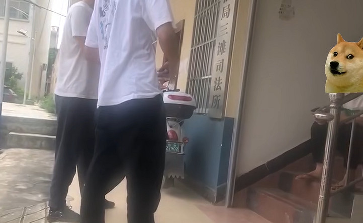 為了幫玩家找回帳號，他們甚至能跟盜號者搞網戀