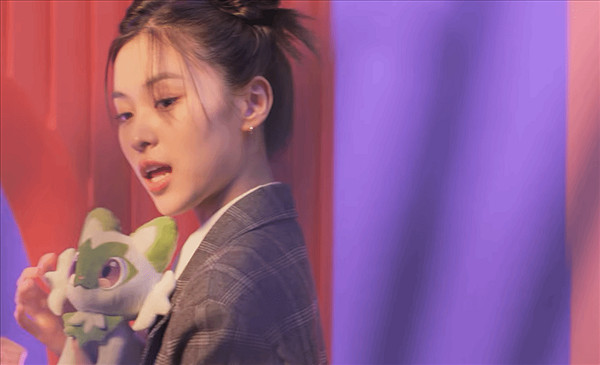 《寶可夢:朱/紫》女團合作CM 小姐姐還是吸引人呐! 《寶可夢:朱/紫》女團合作CM 小姐姐還是吸引人呐!