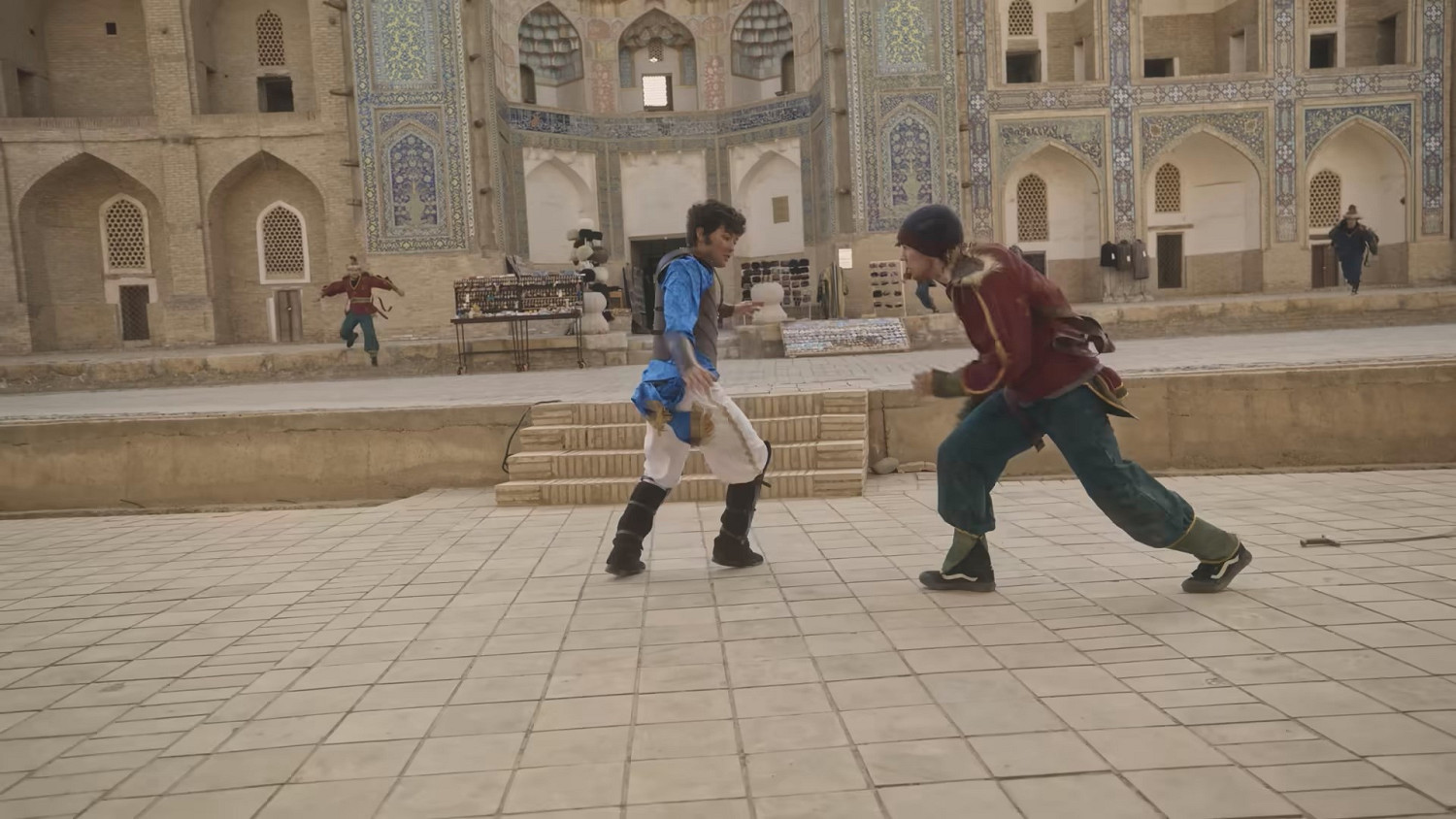 真人版《波斯王子》跑酷 主角穿梭異域建築逃避追兵 真人版《波斯王子》跑酷 主角穿梭異域建築逃避追兵