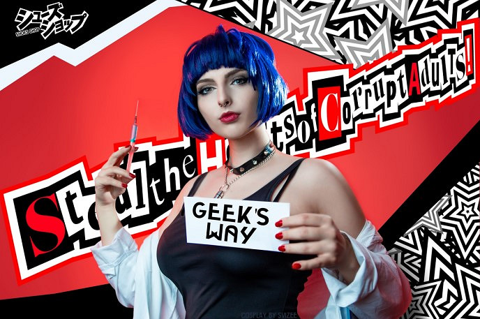 俄妹COS《生化8》黑色禮服版吸血鬼夫人：壓迫感十足