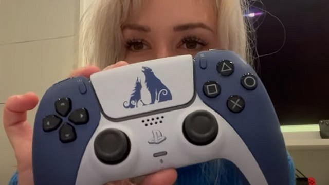 美女設計師開箱《戰神5》開發者版:一窺豐富內容! 美女設計師開箱《戰神5》開發者版:一窺豐富內容!