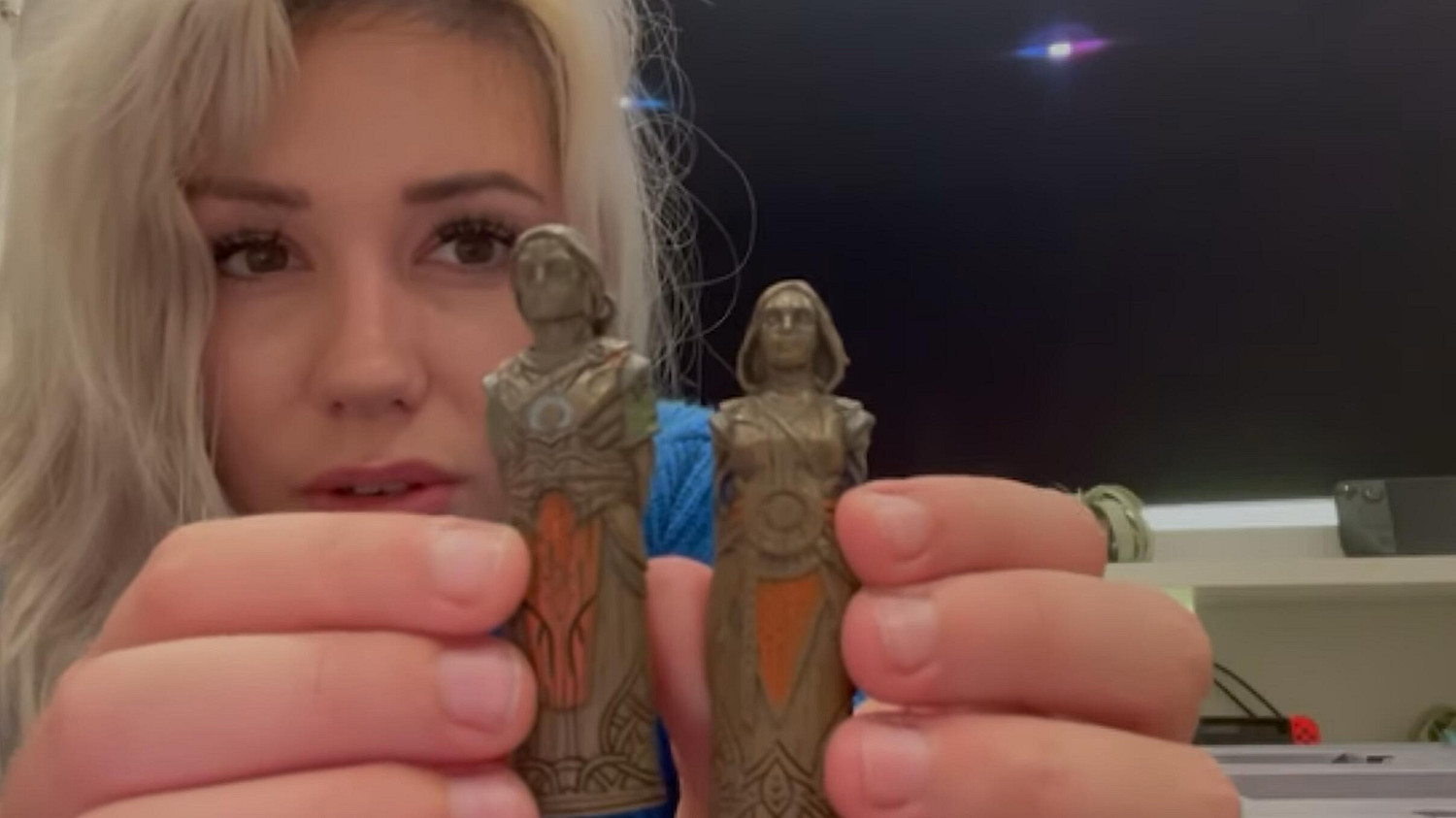 美女設計師開箱《戰神5》開發者版:一窺豐富內容! 美女設計師開箱《戰神5》開發者版:一窺豐富內容!