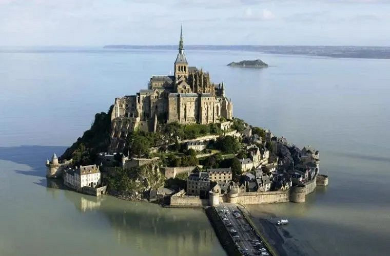 NS新聞 火紋新作公布城堡藝術圖 神谷英樹透露魔女4