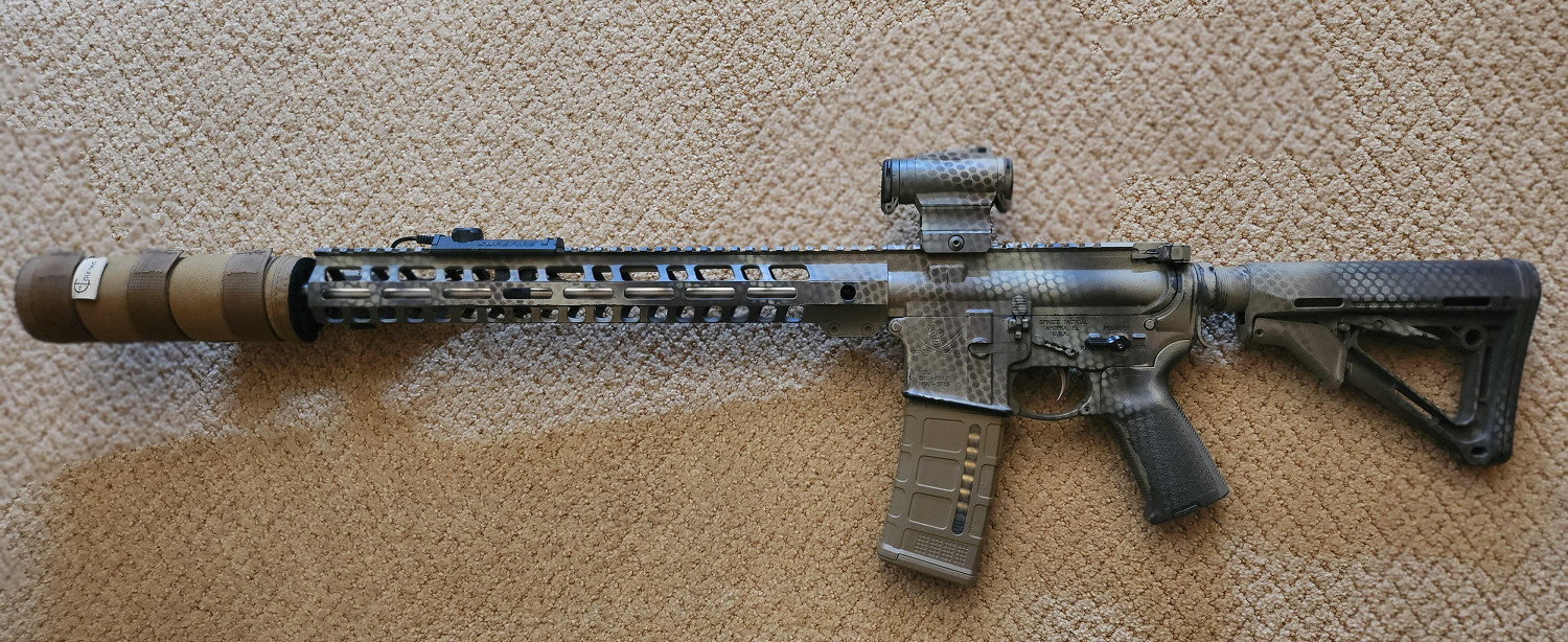 致敬遊戲!《決勝時刻19:現代戰爭》玩家改裝M4步槍 致敬遊戲!《決勝時刻19:現代戰爭》玩家改裝M4步槍