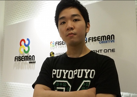 日本“俄羅斯方塊之神”分享：已經玩壞38個PS4手把！